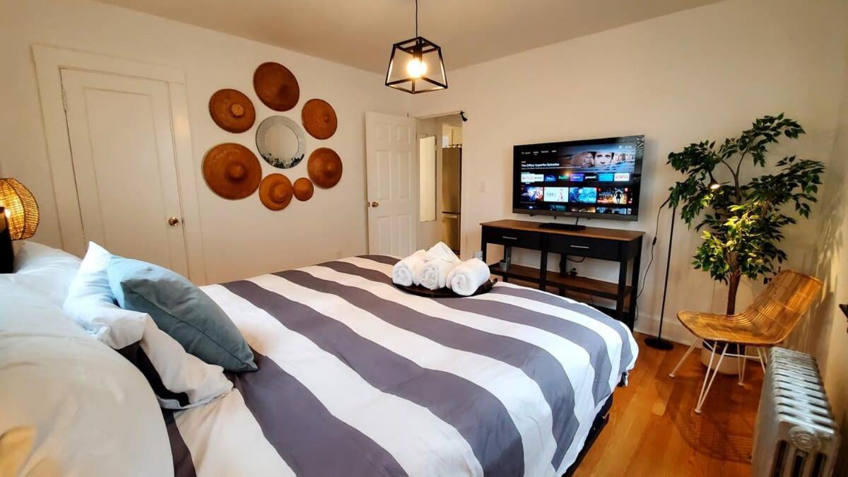The Blue Sapphire 2Br 2 King Beds & Ample Backyard Daire Bridgeport Dış mekan fotoğraf