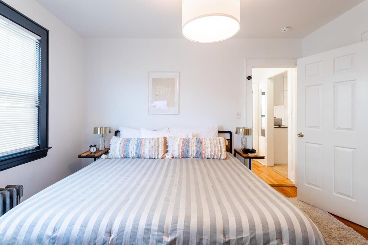 The Blue Sapphire 2Br 2 King Beds & Ample Backyard Daire Bridgeport Dış mekan fotoğraf